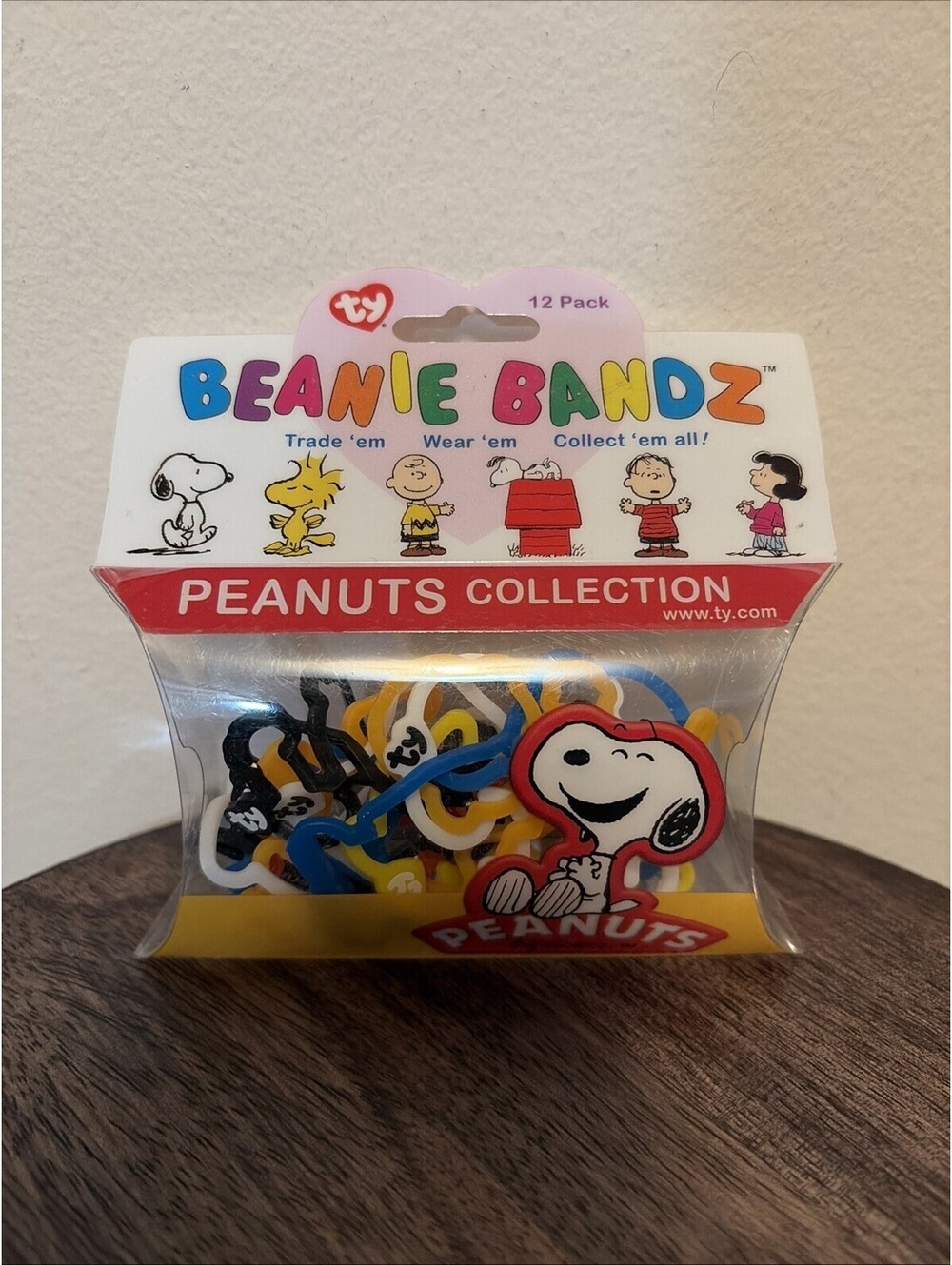 BEANIE BANDZ Snoopy Peanuts Collection by TY 2010 Shaped Rubber Bands